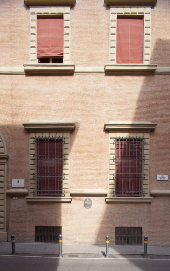 Façade-Palazzo-Lambertini.jpg